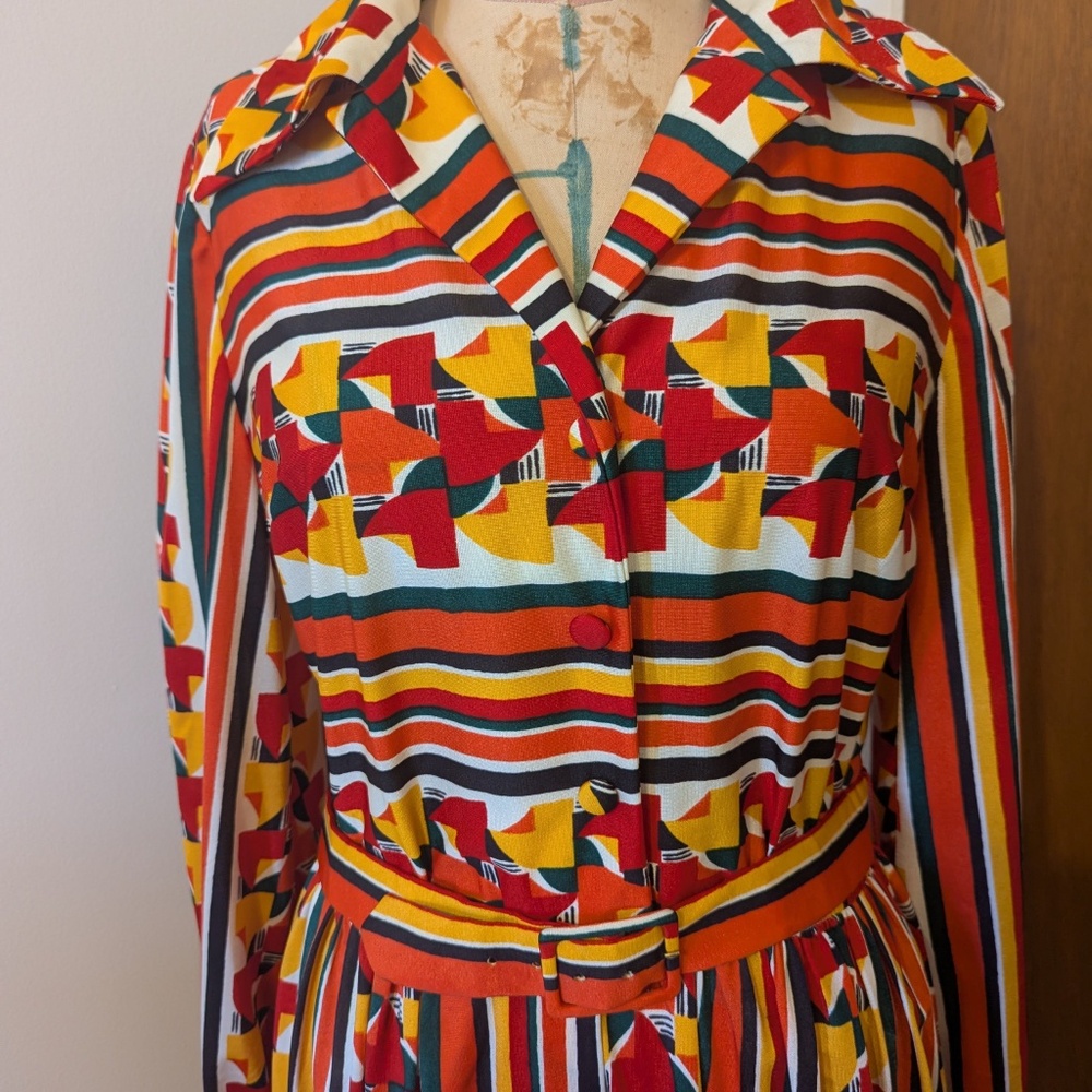 70's Colourful long sleeve dress - Picture 4 of 14